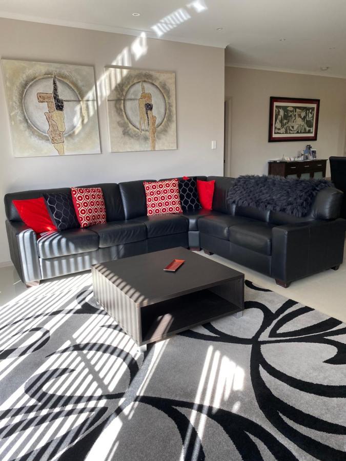 Villa Casavino Luxury Mclaren Vale