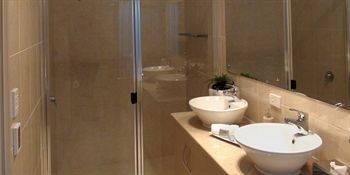 Villa Casavino Luxury Mclaren Vale